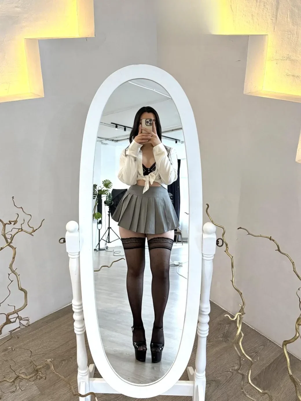 Elisa thumbnail 8