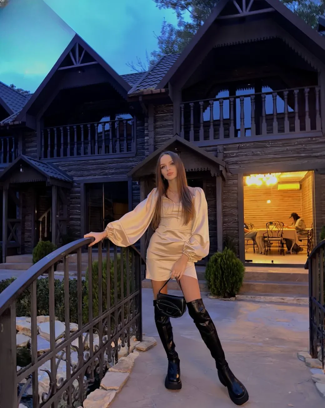 Angelika thumbnail 2
