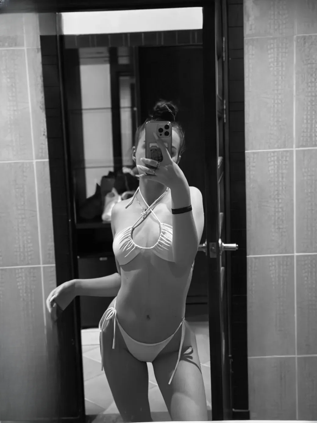 Angelika thumbnail 20