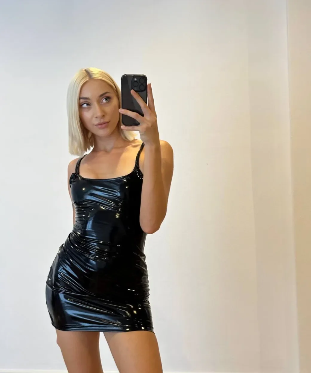 Kira thumbnail 9