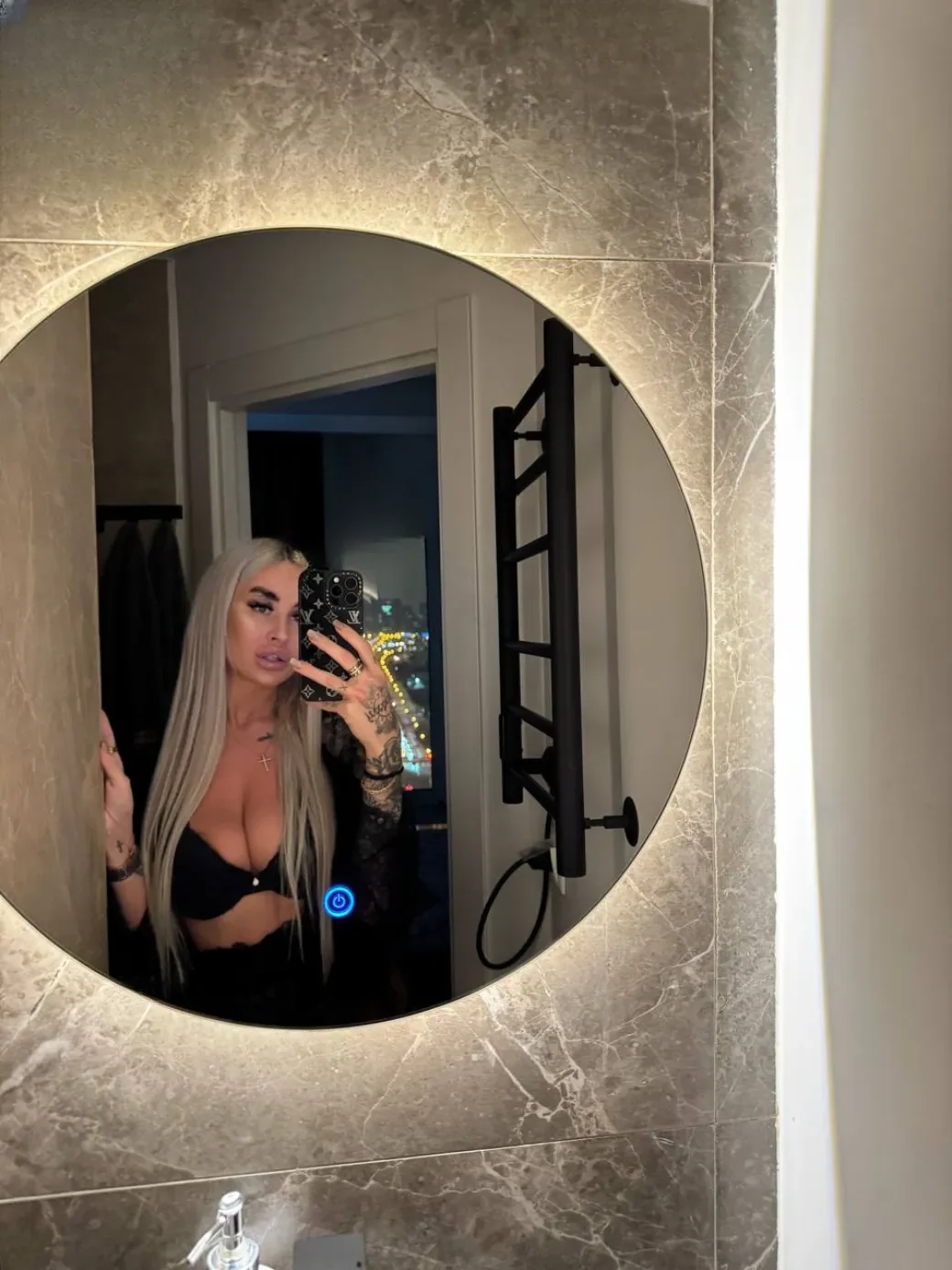 KRISTI thumbnail 27