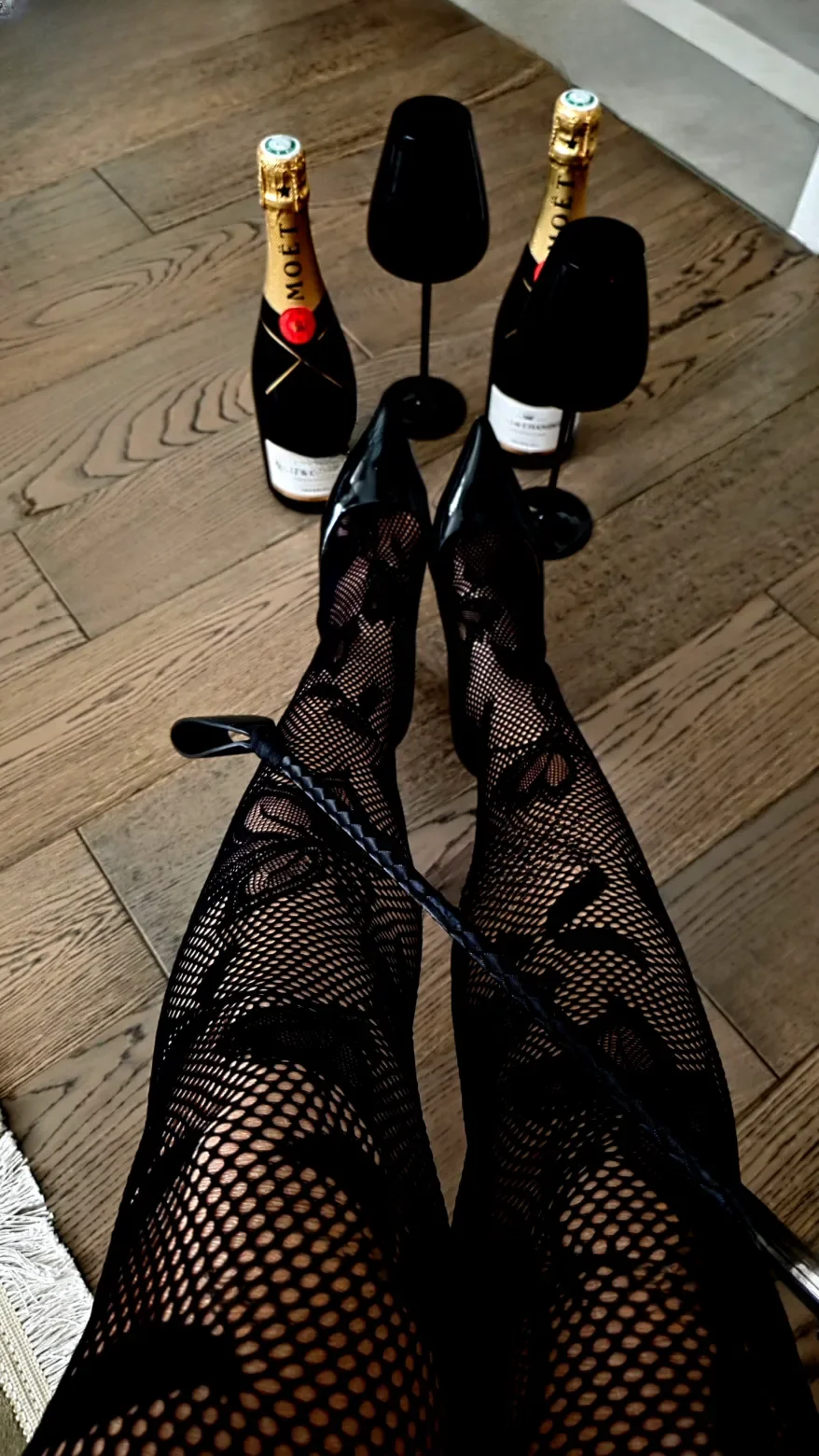 Alina VELVET MISTRESS thumbnail 24
