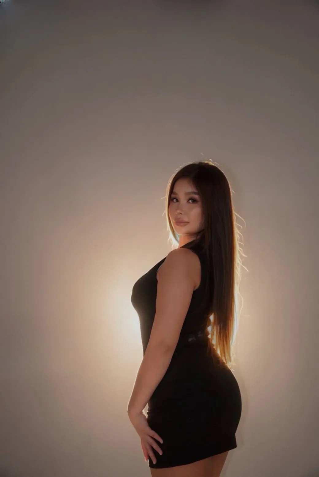 Karina thumbnail 4