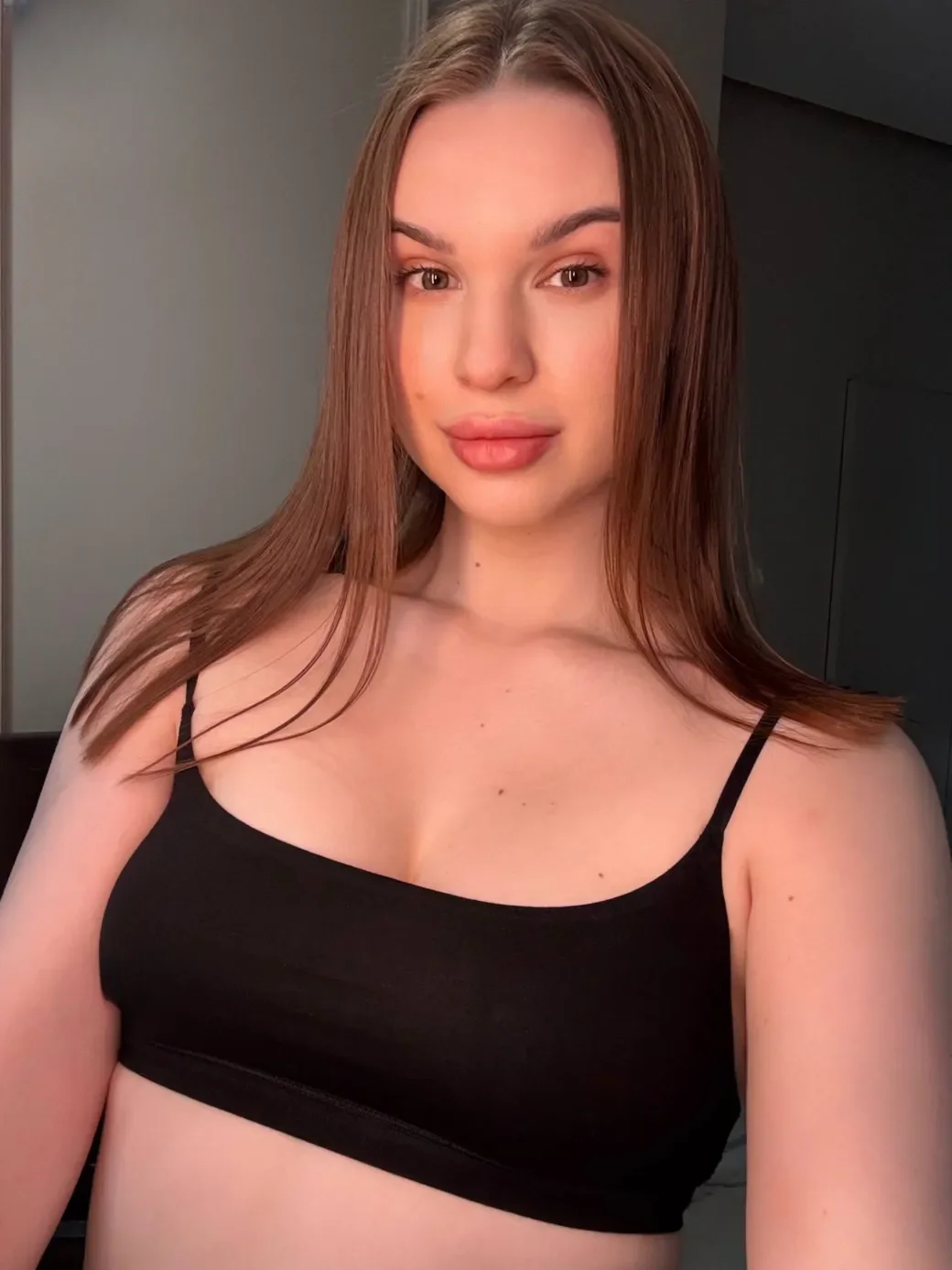 Kira cute girl thumbnail 5